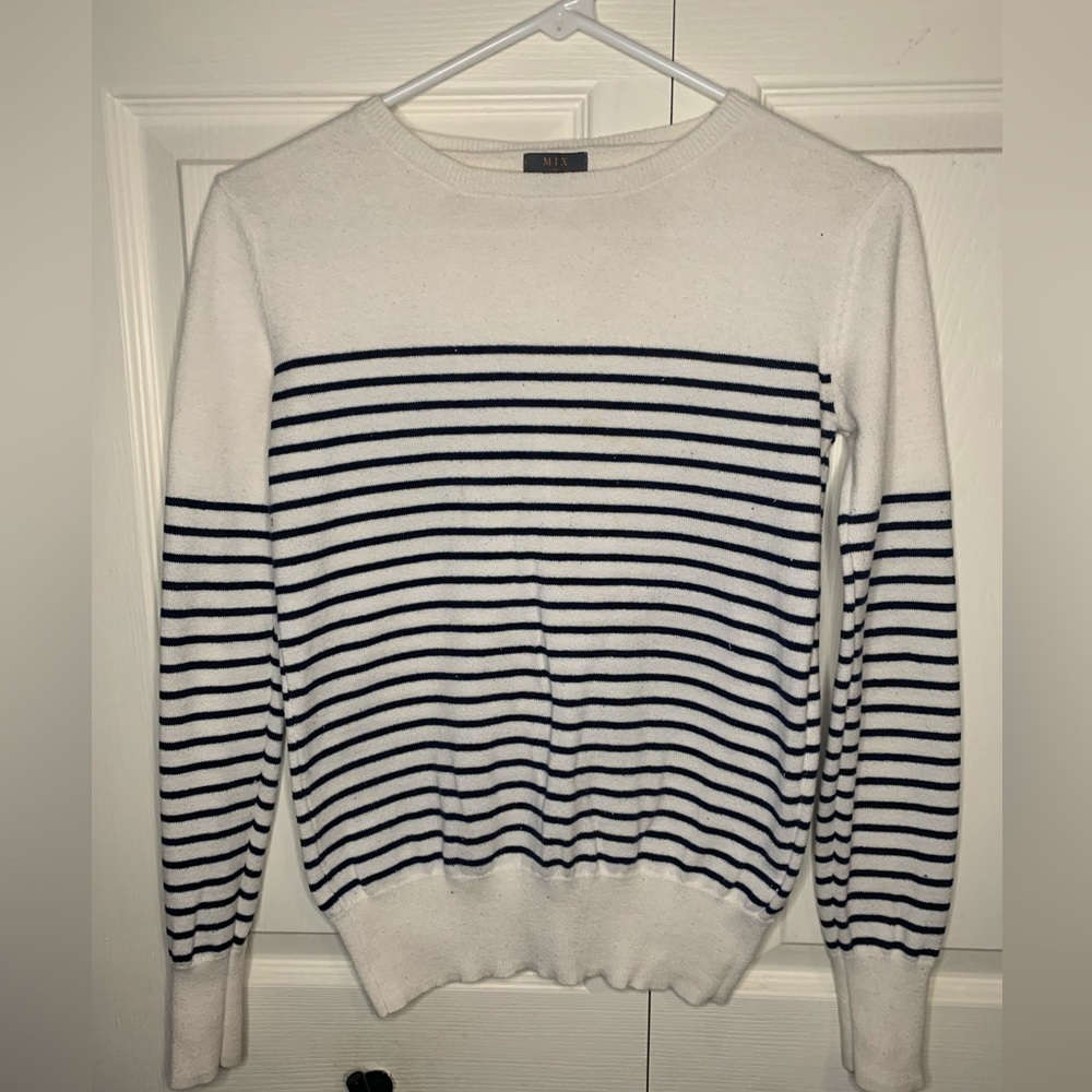 MIX by 41hawthorn, white sweater with navy stripe, xs.
